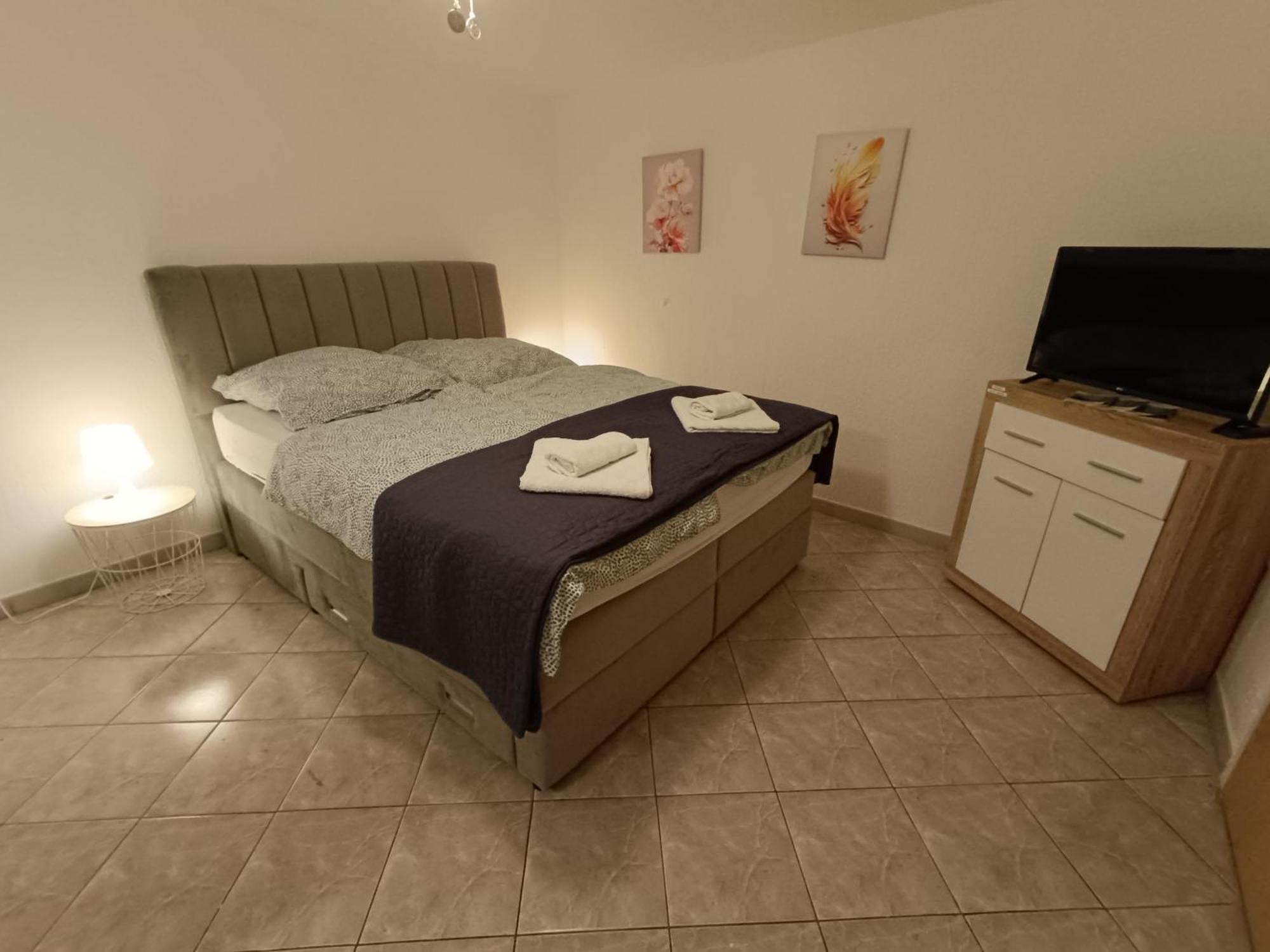 ורסאר Adria Pearl Appartments מראה חיצוני תמונה